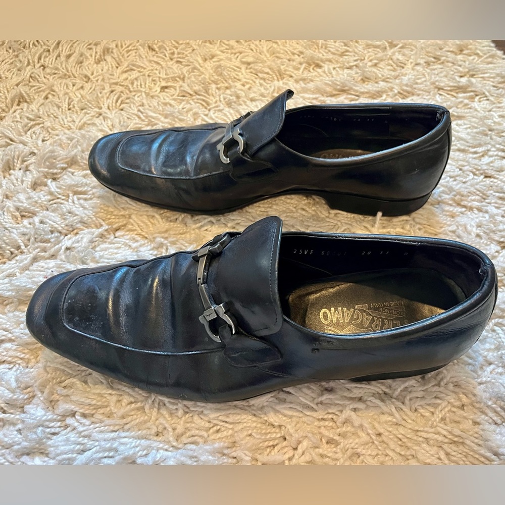 Ferragamo Mens shoes- Black